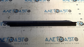 Glass seal inner door rear right Mazda 3 14-18 BM