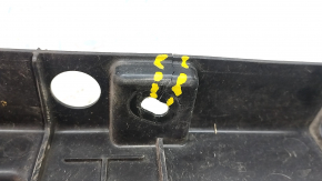 Radiator deflector left Kia Niro 17-19 HEV, PHEV crack