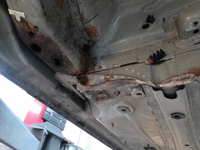 Quarter wing rear left Ford Fusion mk5 13-20 on the body, silver, rusty, dented from below
