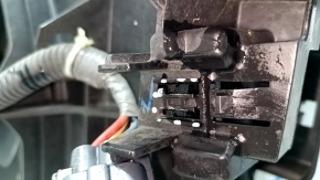 Tesla Model 3 21 diffuser assembly with radiators and blinds, chip mount broken