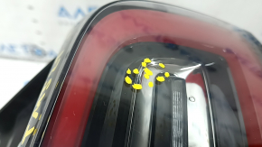 Light outer wing right Tesla Model 3 18- USA 3 pins, missing fragment, broken fasteners, cracks in glass, scuffed