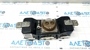 Passenger airbag in the dashboard of a Dodge Journey 11-20