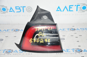 Light outer wing left Tesla Model Y 20- 4 pins