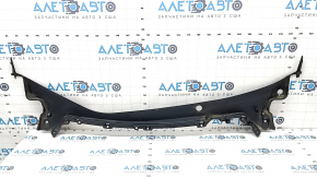 Wiper pan plastic Tesla Model 3 18 - broken fasteners
