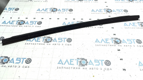 Glass seal inner front left Chevrolet Bolt EV 17-23