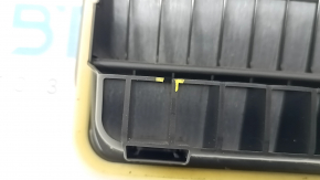 Left ventilation shield Ford Escape MK4 20 - broken grille