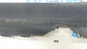 Tesla Model 3 18 left threshold - structure, worn, torn, scratches