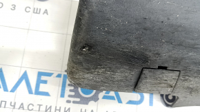 Tesla Model 3 18 left threshold - structure, worn, torn, scratches