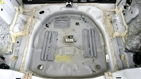 Ford Escape MK4 20 trunk trough - on the body