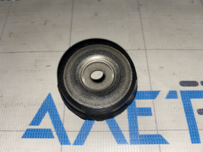 Water cooling radiator mount lower right Audi Q7 16- 2.0T