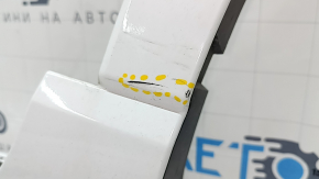 Front right wing arch trim Ford Escape MK4 23- white, broken guide, scratches