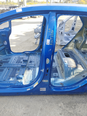 Body pillar central left Chevrolet Bolt EV 17-23 on the body