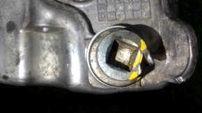 Oil pan automatic transmission Honda Accord 13-17 2.4 chipped drain plug, scratches