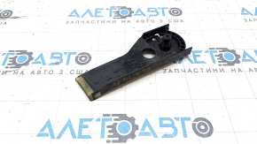 Radiator bracket lower right Mercedes GLA 14-20 2.0