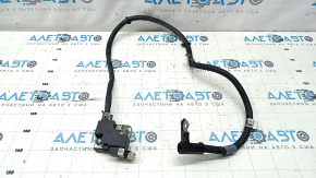 Positive terminal Mercedes GLA 14-20 with sensor
