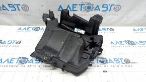 Mercedes GLA 14-20 underhood fuse box housing