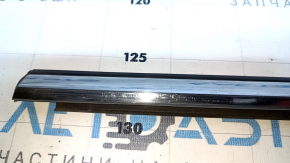 Molding door-glass central rear left VW Jetta 19- chrome, scratches