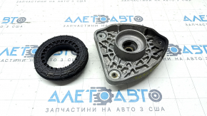 Front left shock absorber support Mercedes GLA 14-20 with bearing