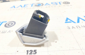 Plug outer handle front right VW Jetta 19- broken fastening