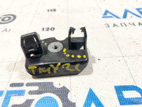 Front bumper mount right inner Tesla Model Y 20 - broken mount