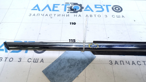 Molding door-glass central front right Lexus CT200h 11-17 bump, scratches