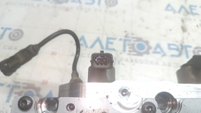 Actuator MULTIAIR Chrysler 200 15-17 2.4 chip broken