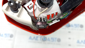 Interior tailgate light left Mercedes GLA 15-20 halogen, cracks in glass