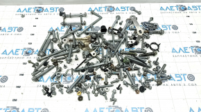 Hardware for underhood space Mercedes GLA 14-20 incomplete