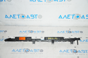 Fastening of the inner door sill trim front left Tesla Model Y 20 - fastening break
