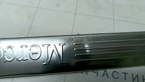 Door sill trim front left outer Mercedes GLA 14-20 chrome, broken guides, worn
