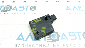 REAR BUMPER BODY CONTROL MODULE BCM Tesla Model 3 18 - broken fasteners, crack