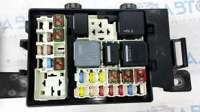 Fuse box underhood right Jaguar F-Pace X761 17- broken mount
