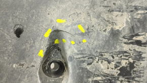Tesla Model 3 rear underbody protection 21- crack, worn