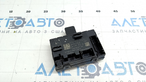 Front right door computer VW Jetta 19 - broken mount