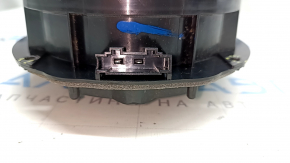 Front right door speaker VW Jetta 19 - cracks in mounts