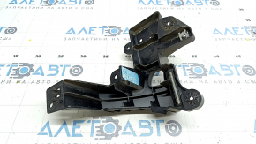 Rear bumper mount inner left Jeep Compass 17- mount break