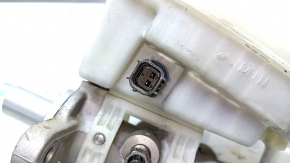Master Brake Cylinder with Reservoir Dodge Journey 11- Type 2