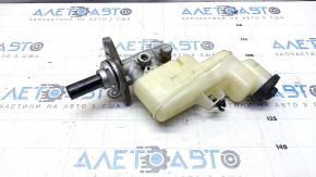 Toyota Camry v55 15-17 usa brake master cylinder with reservoir