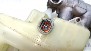 Toyota Camry v55 15-17 usa brake master cylinder with reservoir