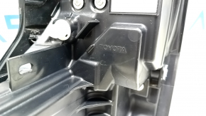 Light outer wing right Toyota Tundra 22-23 with overlay