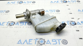 Brake master cylinder with reservoir Hyundai Sonata 11-14