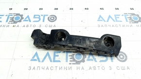 Front bumper mount left Infiniti QX30 17 - broken mounts