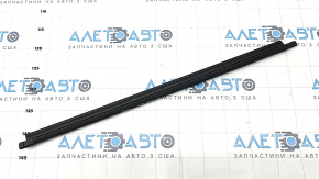 Inner glass seal for rear left door Kia Niro 23-