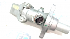 Brake Master Cylinder Mercedes W164 ML X164 GL W251 R