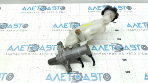 Master brake cylinder complete with reservoir Hyundai Elantra UD 11-16 automatic transmission
