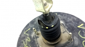 Toyota Camry v30 2.4 vacuum booster rusty, boot torn