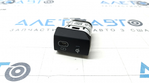 USB Hub Kia Niro 23- Usb-C