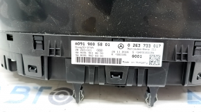 Instrument cluster Infiniti QX30 17- 74k, scratches