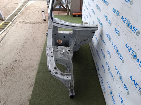 Front right quarter BMW X7 G07 19- on the body, white