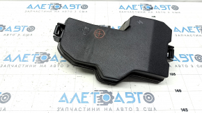 Kia Niro 23- HEV, PHEV underhood fuse box cover